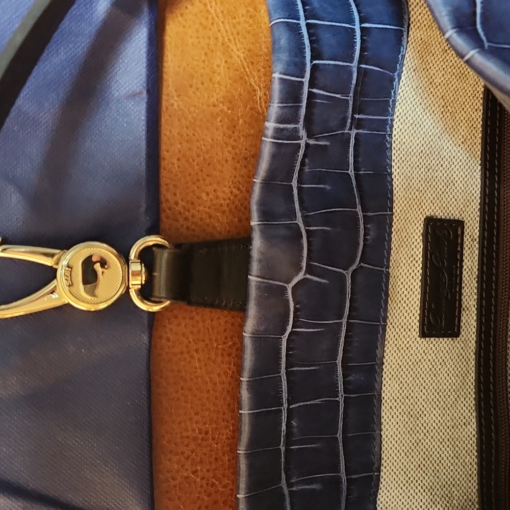 Dooney & Bourke Blue Croco Embossed Leather Logo Lock Hobo Bag - Picture 3 of 11